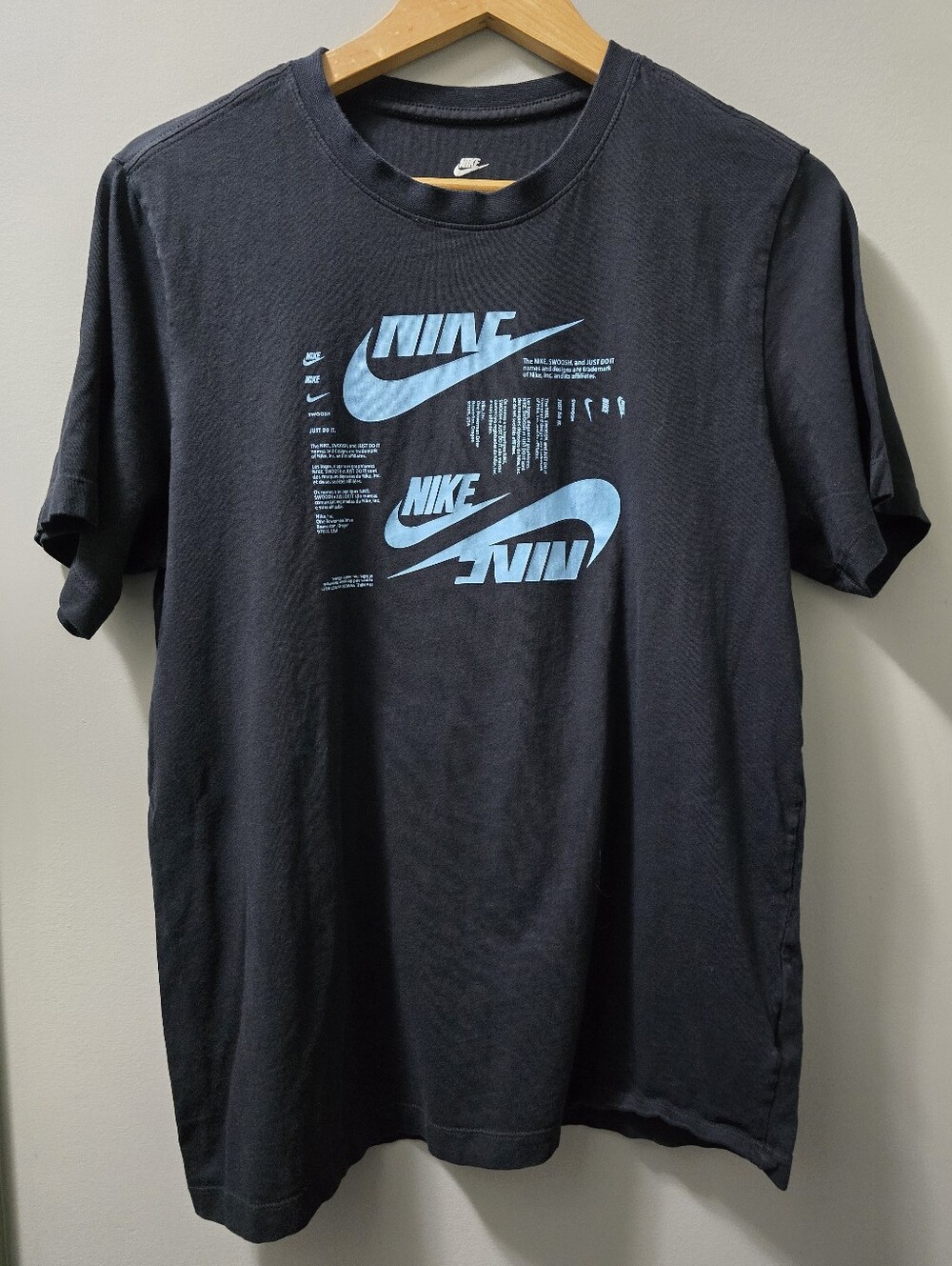 Nike Men’s Black T-Shirt with Light Blue Graphic Logos Size Large